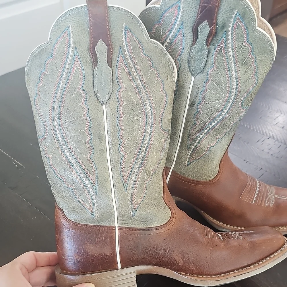 Ariat Brown and Green Leather Boots - Picture 13 of 15